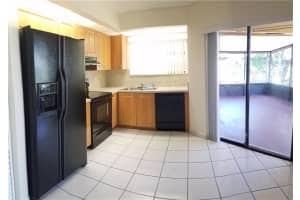 1010 SW 109th Ave, Pembroke Pines, FL 33025, Sold 06/28/16