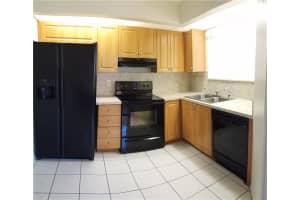 1010 SW 109th Ave, Pembroke Pines, FL 33025, Sold 06/28/16