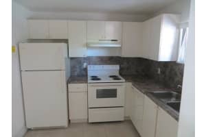 4255 N University Dr, Sunrise, FL 33351, Sold 07/19/16