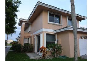 3295 NW 44th St APT 1, Oakland Park, FL 33309, Sold 11/23/16