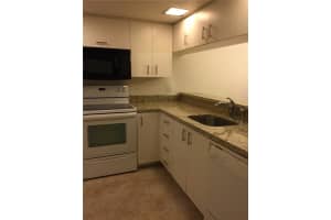 4324 SW 70th Terrace, Davie, FL 33314, Sold 06/03/16