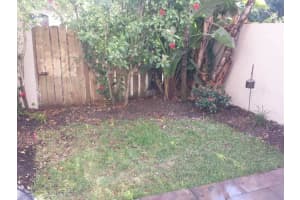 2700 S Oakland Forest Dr, Oakland Park, FL 33309, Sold 07/07/16