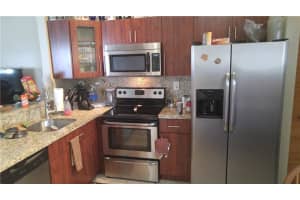 MLS# H10088997, Davie, Florida 33328