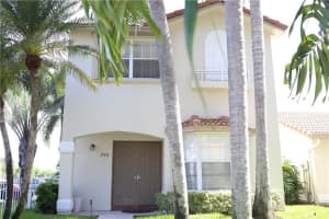 700 NW 108th Terrace, Pembroke Pines, FL 33026, Sold 08/18/16