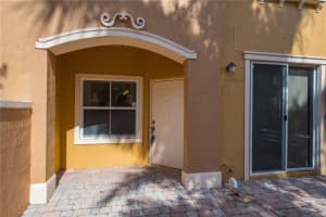 626 SW 106th Ave, Pembroke Pines, FL 33025, Sold 10/14/16