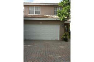9325 NW 55th St, Sunrise, FL 33351, Sold 10/28/16