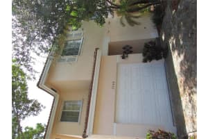 3988 NW 92nd Ave, Sunrise, FL 33351, Sold 01/27/17