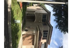 9725 NW 23rd Ct, Pembroke Pines, FL 33024, Sold 11/22/16
