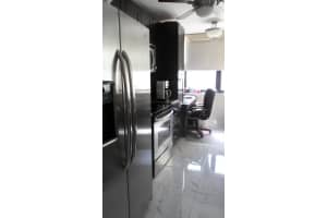 322 Buchanan St, Hollywood, FL 33019, Sold 05/17/17