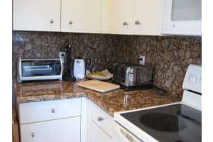 1628 NW 208th Way, Pembroke Pines, FL 33029, Sold 04/18/17