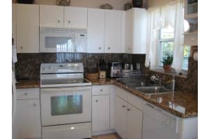 1628 NW 208th Way, Pembroke Pines, FL 33029, Sold 04/18/17