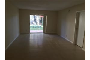 333 NW 17th Ct #102b, Fort Lauderdale, FL 33311, Sold 04/05/17