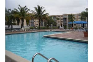 608 NE 2nd St, Dania Beach, FL 33004, Sold 10/26/17