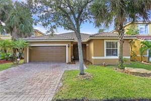 3850 SW 53rd St, Fort Lauderdale, FL 33312, Sold 02/02/17