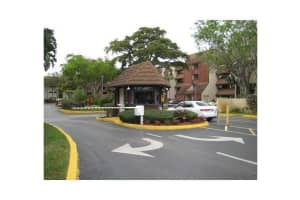 511 Ives Dairy Rd, Miami, FL 33179, Sold 02/22/17