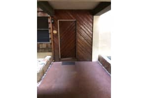 511 Ives Dairy Rd, Miami, FL 33179, Sold 02/22/17