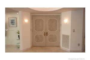 19333 Collins Ave, Sunny Isles Beach, FL 33160, Sold 06/30/21