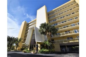 615 N Riverside Dr, Pompano Beach, FL 33062, Sold 09/19/17