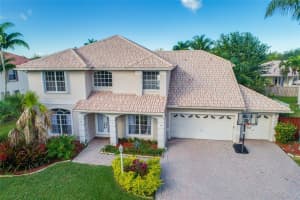 6321 Huron Terrace, Davie, FL 33331, Sold 08/14/17