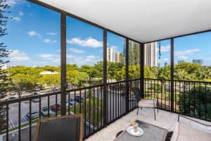 20100 W Country Club Dr, Aventura, FL 33180, Sold 04/27/17