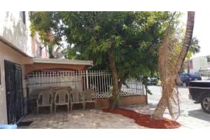 19315 NW 46th Ave, Miami Gardens, FL 33055, Sold 05/19/17