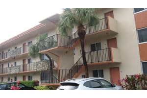 5945 Del Lago Cir, Sunrise, FL 33313, Sold 11/10/17