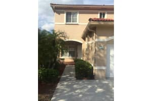 7753 N Southwood Cir, Davie, FL 33328, Sold 04/28/17