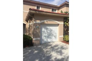 7753 N Southwood Cir, Davie, FL 33328, Sold 04/28/17