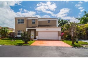 9768 SW 221st St, Cutler Bay, FL 33190, Sold 05/12/17