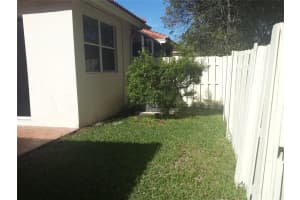 13215 NW 9th Ct, Pembroke Pines, FL 33028, Sold 06/06/17