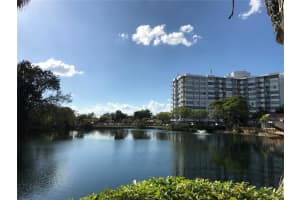 1300 NE Miami Gardens Dr #613e, North Miami Beach, FL 33179, Sold 05/11/17