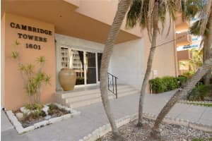 MLS# H10257221, Hollywood, Florida 33019