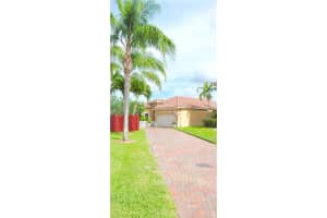 2011 NW 98th Terrace, Pembroke Pines, FL 33024, Sold 06/15/17