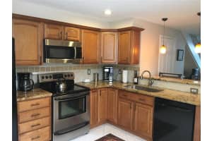 1031 Sorrento Dr, Weston, FL 33326, Sold 06/15/17