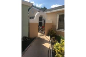 4445 SW 72nd Terrace, Davie, FL 33314, Sold 10/05/17