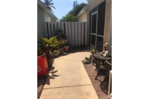 4445 SW 72nd Terrace, Davie, FL 33314, Sold 10/05/17