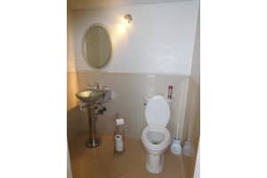 100 Golden Isles Dr, Hallandale Beach, FL 33009, Sold 12/13/17