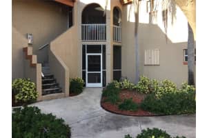 8842 SW 3rd St, Pembroke Pines, FL 33025, Sold 10/03/17