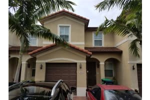 1024 NE 208th St, Miami, FL 33179, Sold 11/20/17