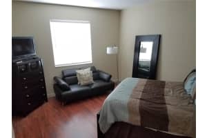 1024 NE 208th St, Miami, FL 33179, Sold 11/20/17