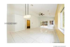 MLS# H10316396, Plantation, Florida 33324