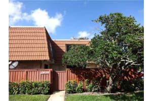 2934 Waterford Dr S, Deerfield Beach, FL 33442, Sold 10/03/17