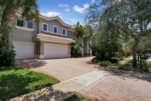 5635 Oakmont Ave, Fort Lauderdale, FL 33312, Sold 10/30/17