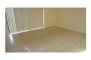 7401 NW 34th St, Lauderhill, FL 33319, Sold 10/17/17