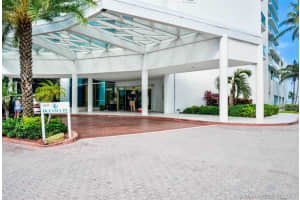 16485 Collins Ave, Sunny Isles Beach, FL 33160, Sold 01/16/18