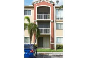 7085 Nova Dr, Davie, FL 33317, Sold 12/28/17