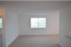 8710 SW 3rd St, Pembroke Pines, FL 33025, Sold 01/30/18