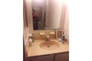 57 Spinning Wheel Ln, Tamarac, FL 33319, Sold 10/30/20