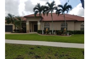 15600 NW 82nd Ct, Hialeah, FL 33016, Sold 12/22/17