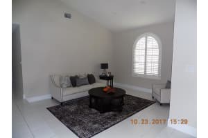 15600 NW 82nd Ct, Hialeah, FL 33016, Sold 12/22/17